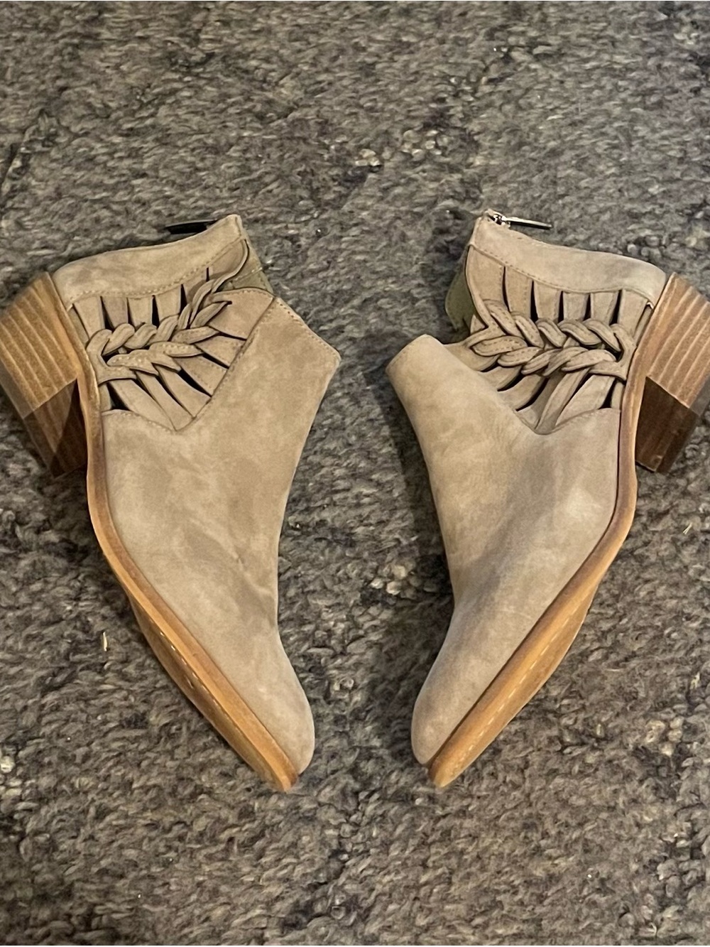 Vince Camuto Prestetta Grey Suede Leather Booties Ankle Boots Braided Size 6.5